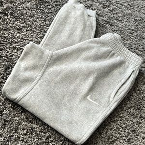 Men’s Nike joggers